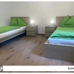 Aco Living - A Cool Overnight Apartment Klagenfurt am Woerthersee