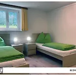 Aco Living - A Cool Overnight Apartment
