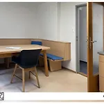Aco Living - A Cool Overnight Apartment *